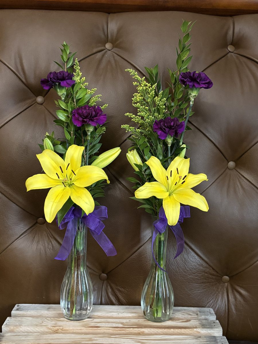 Bud Vase - Charming small arrangement in a bud vase